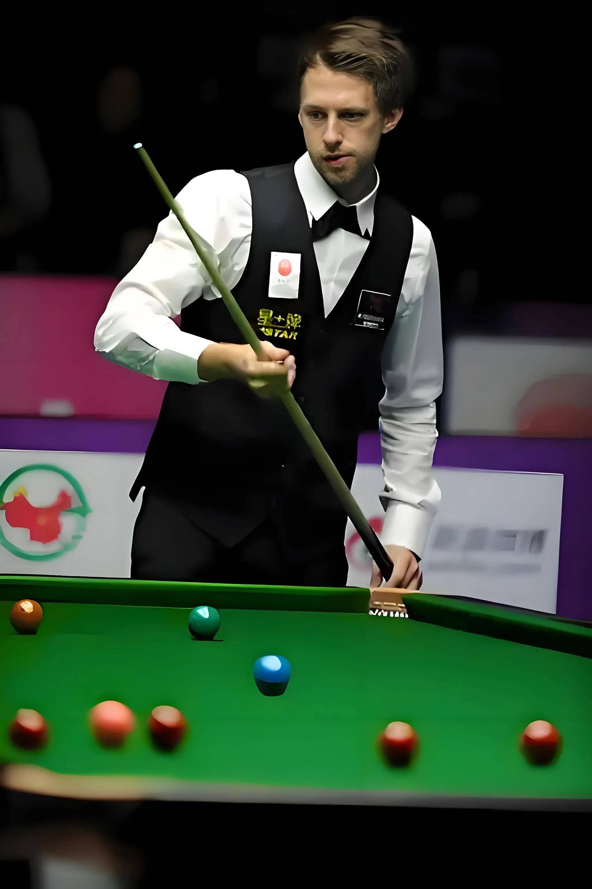 在开幕战中 在开幕战中