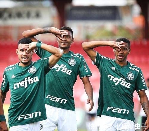 随着国内足 随着国内足