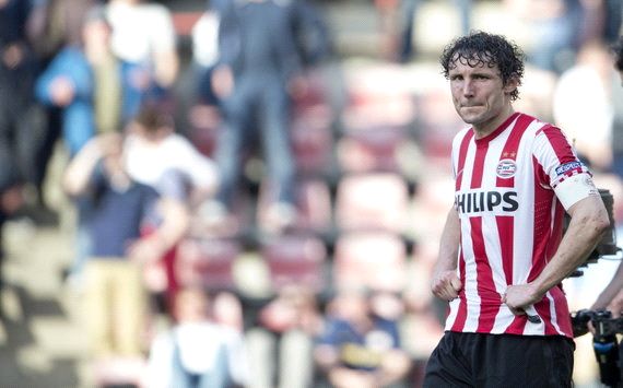 在现代足球 在现代足球